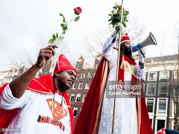 November 25th, Amsterdam. Patrick Mathurin, who play this year again the new St. Nicholas arrived on his boat with his helpers to start the party and...