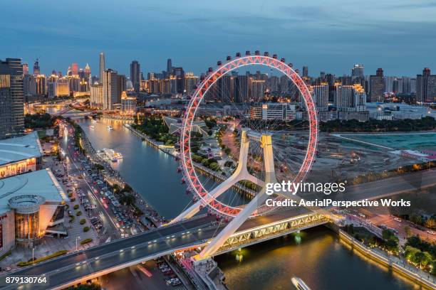 downtown tianjin at night - tianjin imagens e fotografias de stock