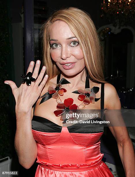Actress Lorielle New attends the grand opening of The Painted Nail on May 21, 2009 in Sherman Oaks, California.