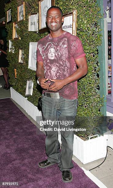 Recording artist Brian McKnight attends the grand opening of The Painted Nail on May 21, 2009 in Sherman Oaks, California.