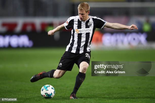 Philipp Klingmann of Sandhausen controls the ball during the Second Bundesliga match between SV Sandhausen and 1. FC Heidenheim 1846 at BWT-Stadion...