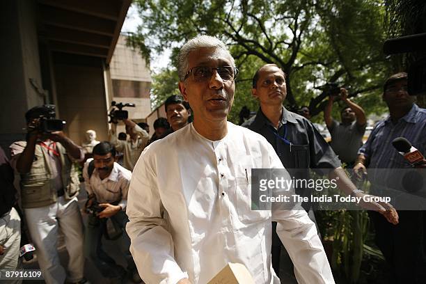 Tripura Chief Minister Manik Sarkar arrives to attend the CPI Politburo meeting on May 18, 2009 in Delhi, India. India is the world's largest...
