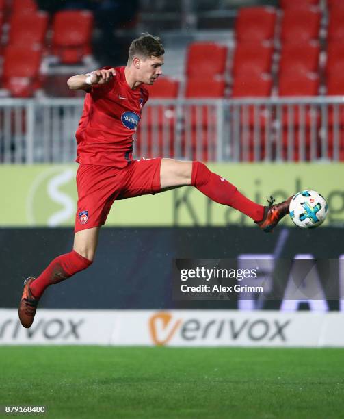 Maxi Thiel of Heidenheim controls the ball during the Second Bundesliga match between SV Sandhausen and 1. FC Heidenheim 1846 at BWT-Stadion am...