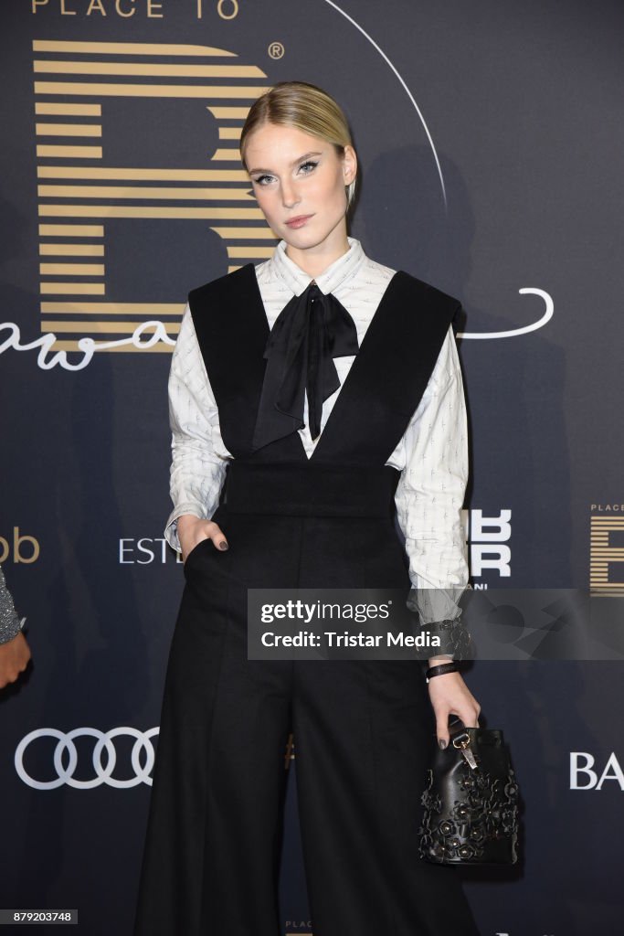Kim Hnizdo attends the Place To B Influencer Award at Axel Springer