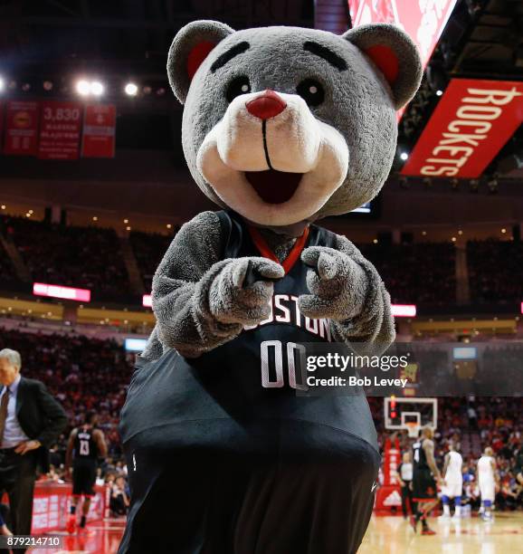 Cluth Houston Rockets 883 Mascot Clutch Stock Photos, High-Res Pictures, and Images - Getty ...