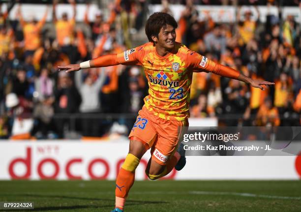 Koya Kitagawa of Shimizu S-Pulse celebrates coring his side's second goal during the J.League J1 match between Shimizu S-Pulse and Albirex Niigata at...