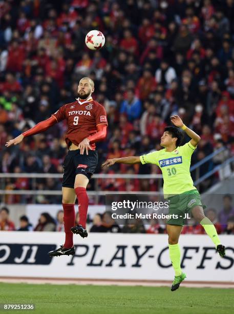 Robin Simovic 1,280 Yushi Stock Photos, High-Res Pictures, and Images - Getty Images