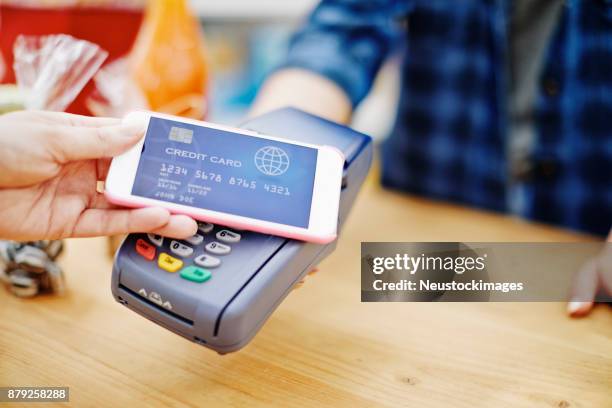 Screenreader Customer Screen Reader Technology Photos and Premium High Res Pictures - Getty ...
