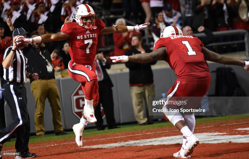 COLLEGE FOOTBALL: NOV 25 North Carolina at NC State