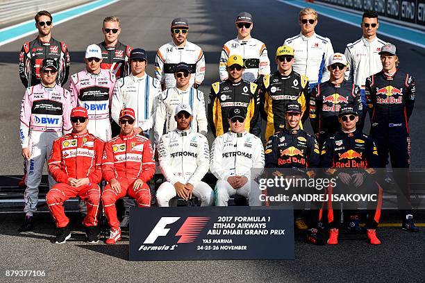 Formula 1 Roster 4,390 Formula One Driver Portraits 2017 Stock Photos, High-Res Pictures ...