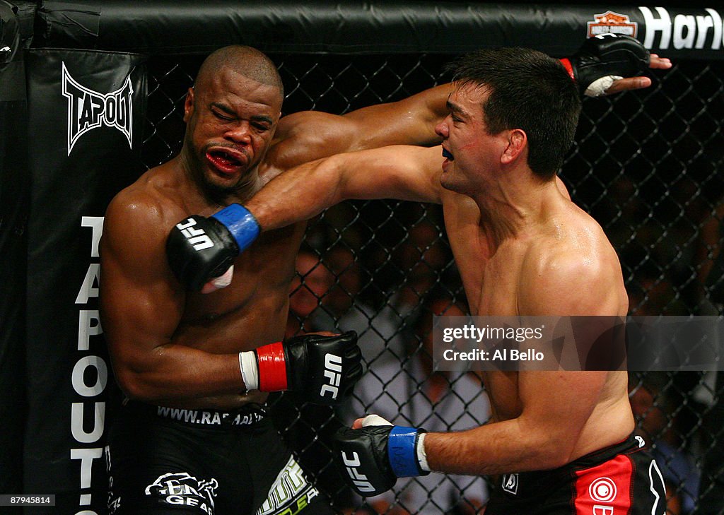 UFC 98: Evans v Machida