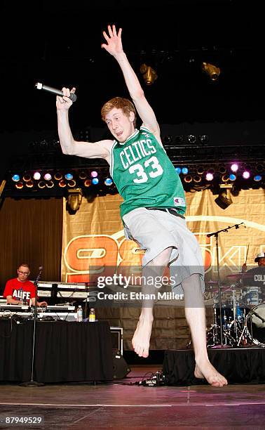 Asher Roth The Rapper Henderson Pavilion Photos et images de collection - Getty Images