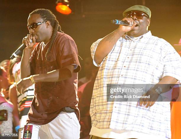 Rappers MJG and 8 Ball perform at T.I.'s Final Countdown Concert at the Philips Arena on May 24, 2009 in Atlanta, Georgia.