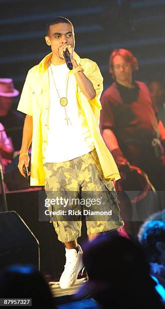 Rapper Lil Duval performs at T.I.'s Final Countdown Concert at Philips Arena on May 24, 2009 in Atlanta, Georgia.