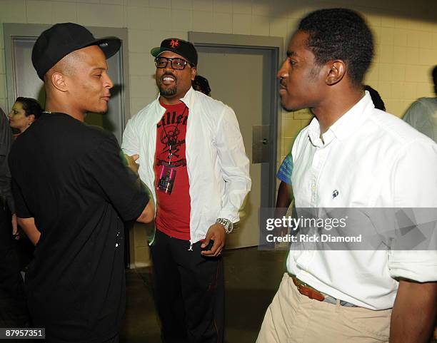 Rapper T.I. And Andre 3000 of OutKast backstage at the Philips Arena on May 24, 2009 in Atlanta, Georgia.