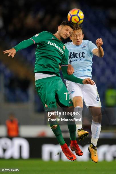 Luis Alberto of SS lazio compete for the ball with Cyril Thereau of ACF Fiorentina during the Serie A match between SS Lazio and ACF Fiorentina at...