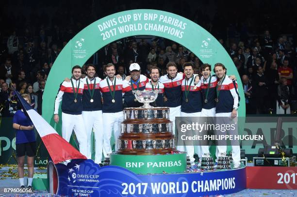 France's Gilles Simon, Jeremy Chardy, Julien Benneteau, Yannick Noah, Richard Gasquet, Nicolas Mahut, Jo-Wilfried Tsonga Pierre-Hugues Herbert and...