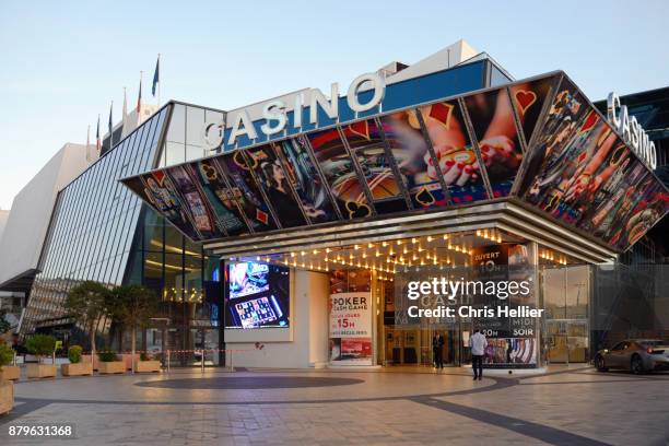 casino building cannes france - alpes marítimos imagens e fotografias de stock