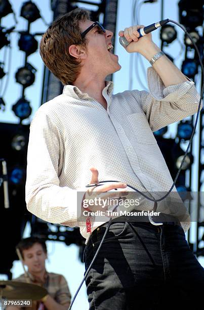 Hamilton Leithauser of The Walkmen performs as part of Day Two of the Sasquatch! Music Festival at the Gorge Amphitheatre on May 24, 2009 in Quincy,...