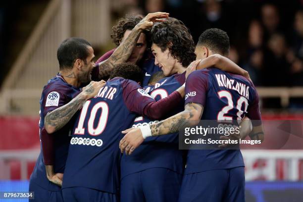 Edinson Cavani of Paris Saint Germain celebrates 0-1 with Dani Alves of Paris Saint Germain, Neymar Jr of Paris Saint Germain, Kylian Mbappe of Paris...