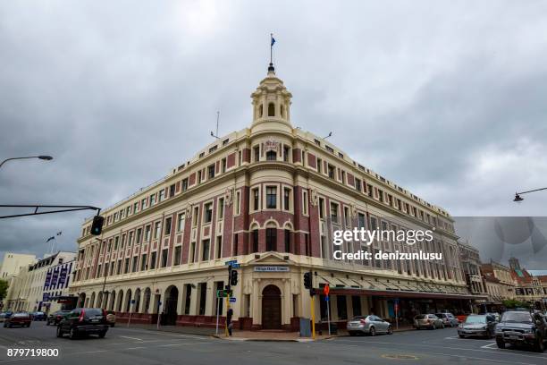 otago daily times building - dunedin new zealand stock pictures, royalty-free photos & images
