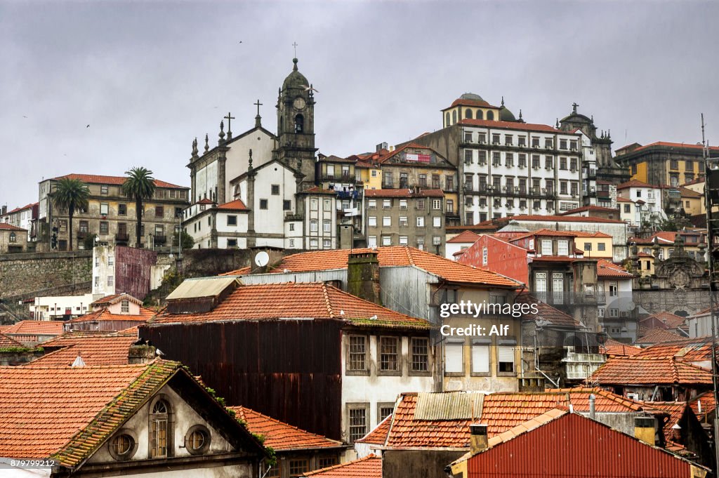 The old town of Porto seen from the esplanade in front of the cathedral., Portugal