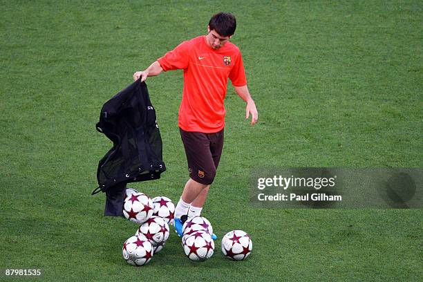 Lionel Messi of Barcelona gets ready for training during the Barcelona training session prior to UEFA Champions League Final versus Manchester United...