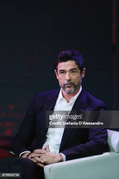 Alessandro Gassman attends 'Che Tempo Che Fa' Tv Show on November 26, 2017 in Milan, Italy.