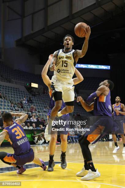 Walt Lemon Jr. #15 of the Fort Wayne Mad Ants moves on a Northern Arizona Suns defender during their NBDL game at Memorial Coliseum on November 26,...