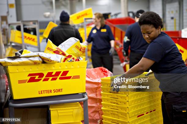 Dhl Sort Dhl Ecommerce Photos and Premium High Res Pictures - Getty Images