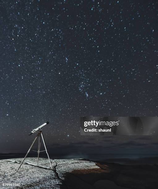 ver orion - telescopio astronómico fotografías e imágenes de stock