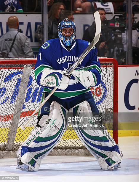 Roberto Luongo of the Vancouver Canucks stands in his crease during Game Five of the Western Conference Semifinal Round of the 2009 Stanley Cup...