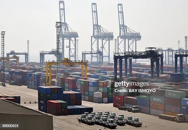 Container Tanjung Tanjung Priok Photos and Premium High Res Pictures - Getty Images