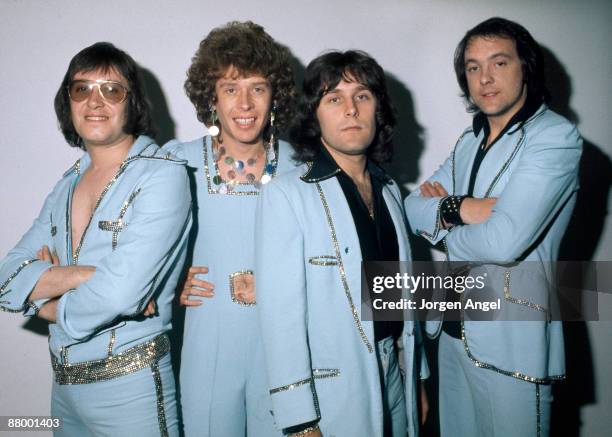 Mud backstage in Copenhagen, Denmark in July 1974. L-R Les Gray, Rob Davis, Ray Stiles, Dave Mount