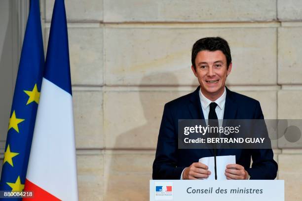 French Government's Spokesperson Benjamin Griveaux briefs the press following the weekly Cabinet meeting on November 27, 2017 at the Elysee palace in...