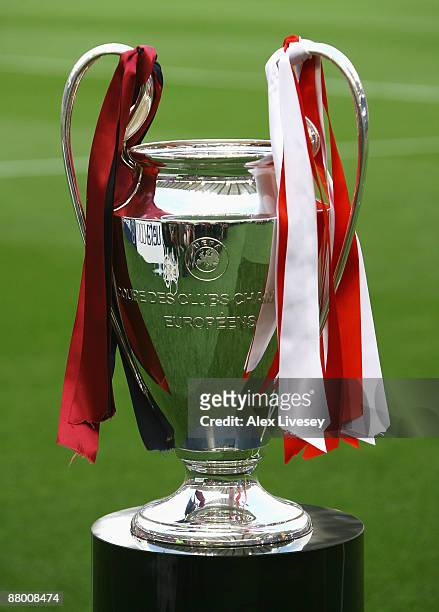 The UEFA Champions League trophy is displayed pitchside prior to the UEFA Champions League Final match between Barcelona and Manchester United at the...