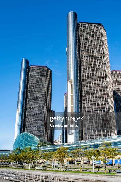 detroit centro renaissance - centro renaissance fotografías e imágenes de stock