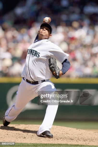 Felix Hernandez of the Seattle Mariners delivers the pitch during the game against the San Francisco Giants on May 24, 2009 at Safeco Field in...