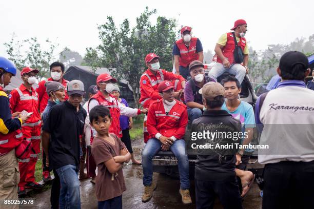 Indonesian Red Cross and evacuees at Rendang Evacuation Center on November 27, 2017 in Karangasem, Island of Bali, Indonesia. Indonesian authorities...