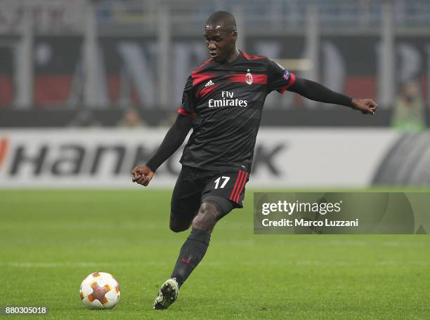 Cristian Zapata of AC Milan in action during the UEFA Europa League group D match between AC Milan and Austria Wien at Stadio Giuseppe Meazza on...