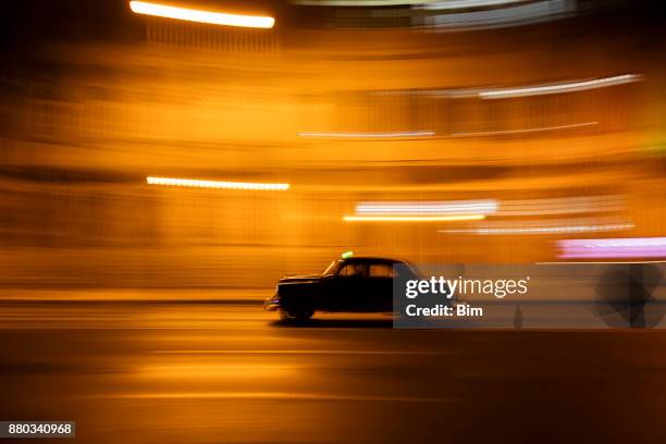 vintage american car at night in havana, cuba - 1950 2016 stock pictures, royalty-free photos & images