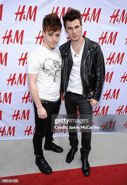 Dangerous Muse attends the unveiling of the Fashion Against AIDS Collection at H&M Lexington Avenue on May 27, 2009 in New York City.