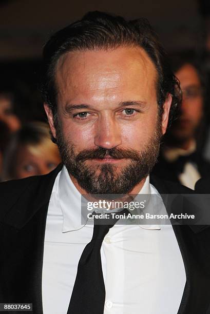 Actor Vincent Perez attends the 'Vincere' premiere at the Grand Theatre Lumiere during the 62nd Annual Cannes Film Festival on May 19, 2009 in...