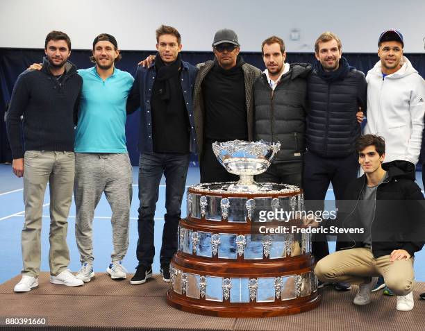 Gilles Simon, Lucas Pouille, Nicolas Mahut, Yannick Noah, Richard Gasquet, Julien Benneteau, Jo Wilfried Tsonga and Pierre Hugues Herbert pose with...