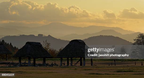 stone circle at sunset - 秋田県 ストックフォトと画像