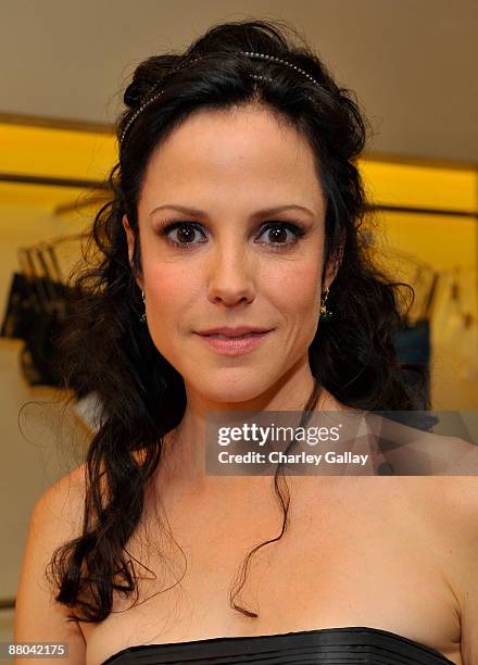 Actress Mary-Louise Parker attends an Evening of Shopping to Benefit Worldwide Orphans Foundation at La Perla on May 28, 2009 in Los Angeles,...