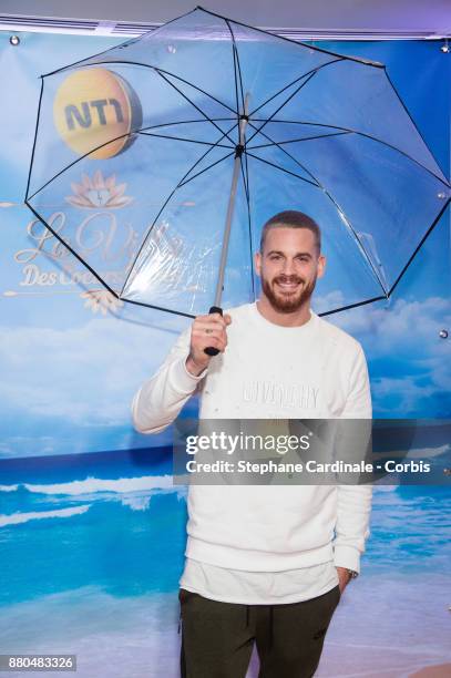 Raphael Pepin attends the "La Villa Des Coeurs Brises" : Photocall at TF1 on November 27, 2017 in Boulogne-Billancourt, France.