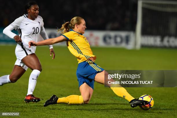 Sweden's midfielder Magdalena Eriksson controls the ball during the friendly football match between France and Sweden on November 27, 2017 at the...