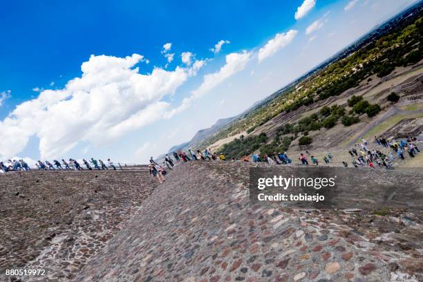 teotihuacan pyramids mexico - pyramid of the moon stock pictures, royalty-free photos & images