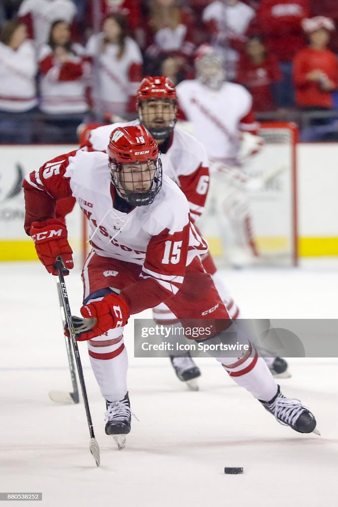 COLLEGE HOCKEY: NOV 26 Mercyhurst at Wisconsin